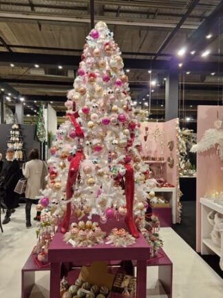 vánoční dekorace viva magenta