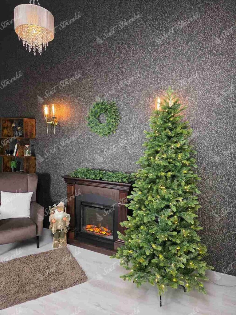 Umělý vánoční stromek 3D Smrk Italský Úzký LED, má bledší a tmavší zelené jehličí